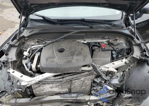 2019 Volvo Xc60 T5 Momentum из США, поврежденный, VIN LYV102DK4KB354413